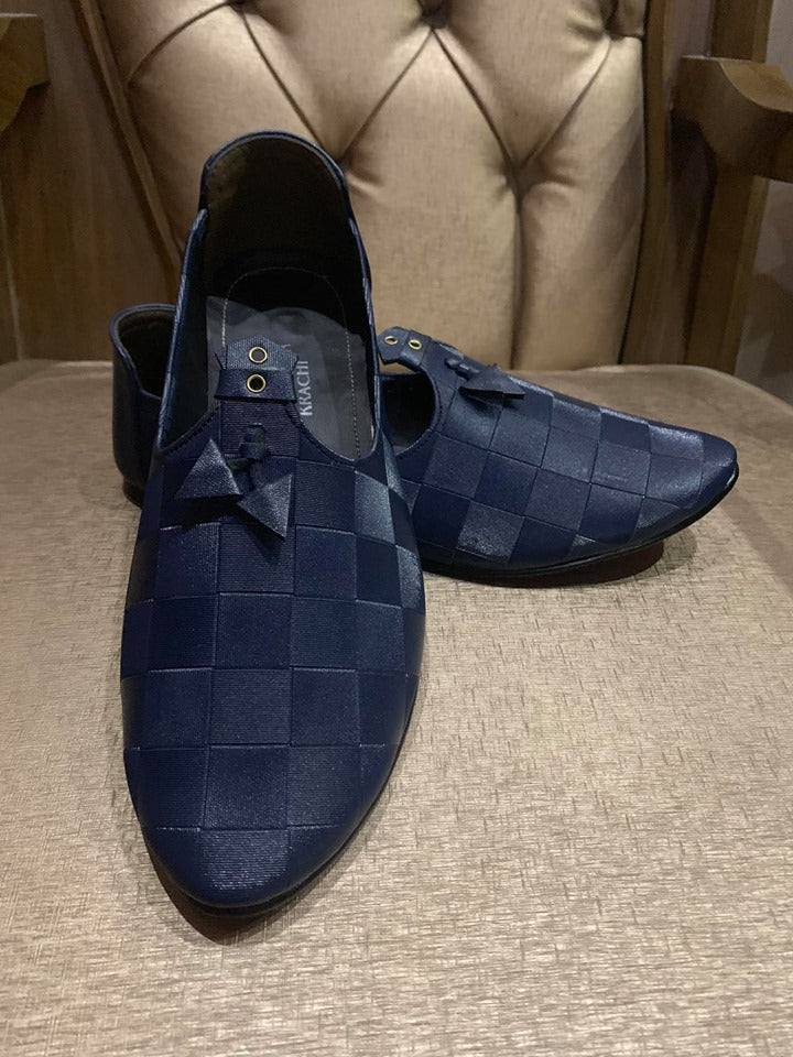 Art # 305 FNF Cut Shoes Blue