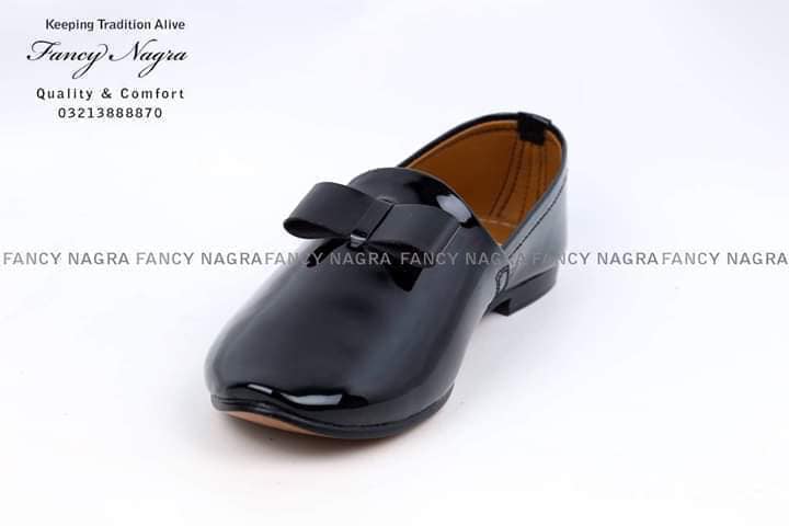 Art # 331 FNF Cut Shoes Leather Black Patten