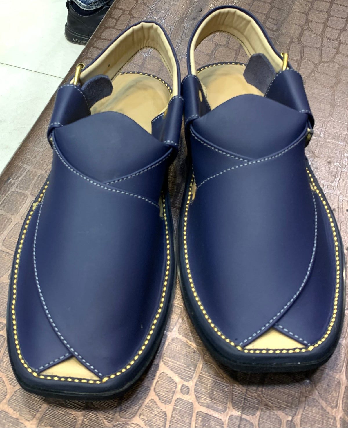 Royal Blue Bera Peshawari Made With Pure Leather