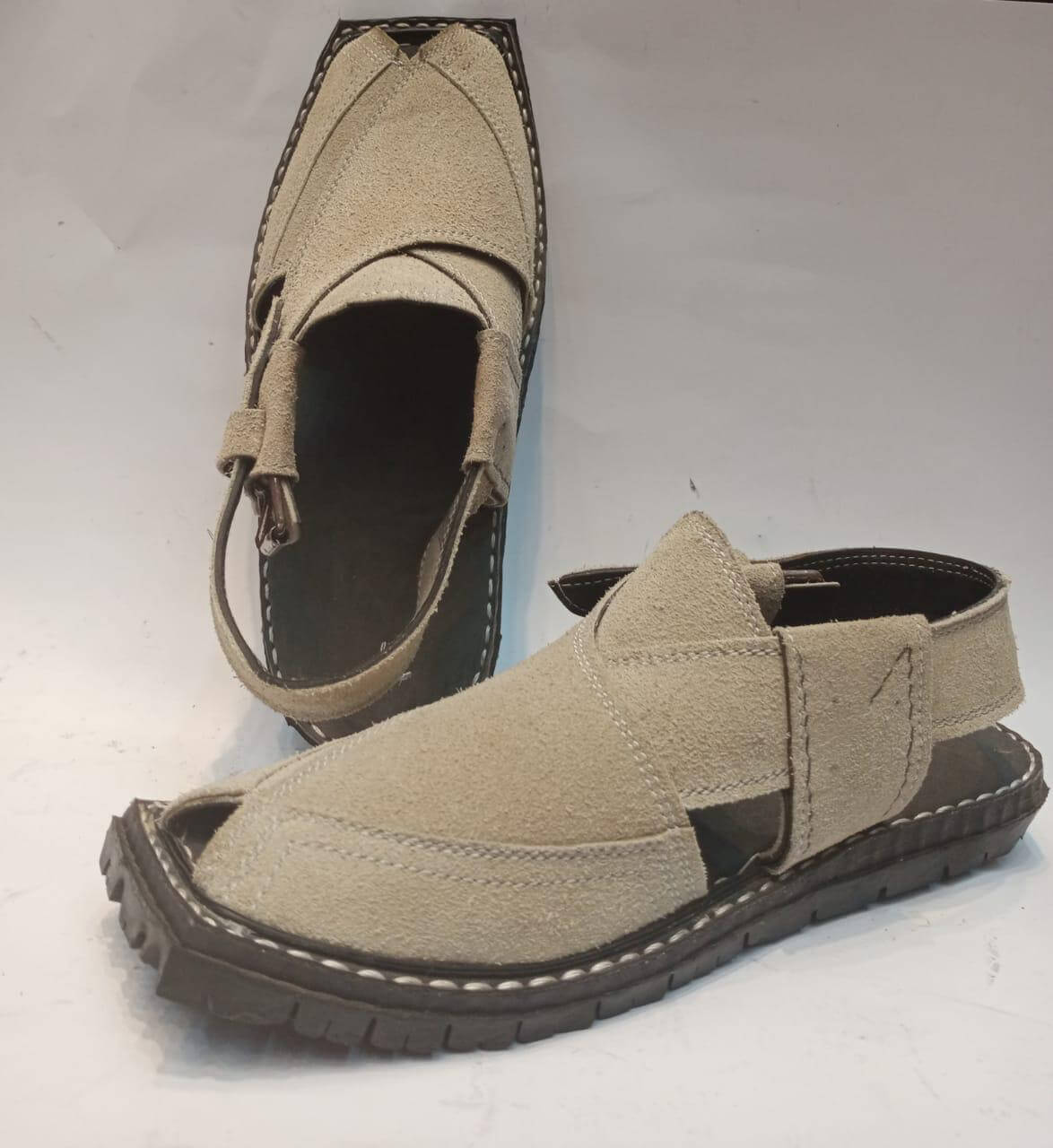 Art # FNF 676 Pure Leather Hand Made Peshawari