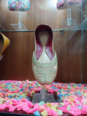 Art # 16 FNF Hand Made Tilla work khussa