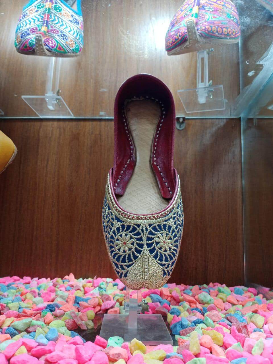 Art # 32 FNF Hand Made Tilla work khussa