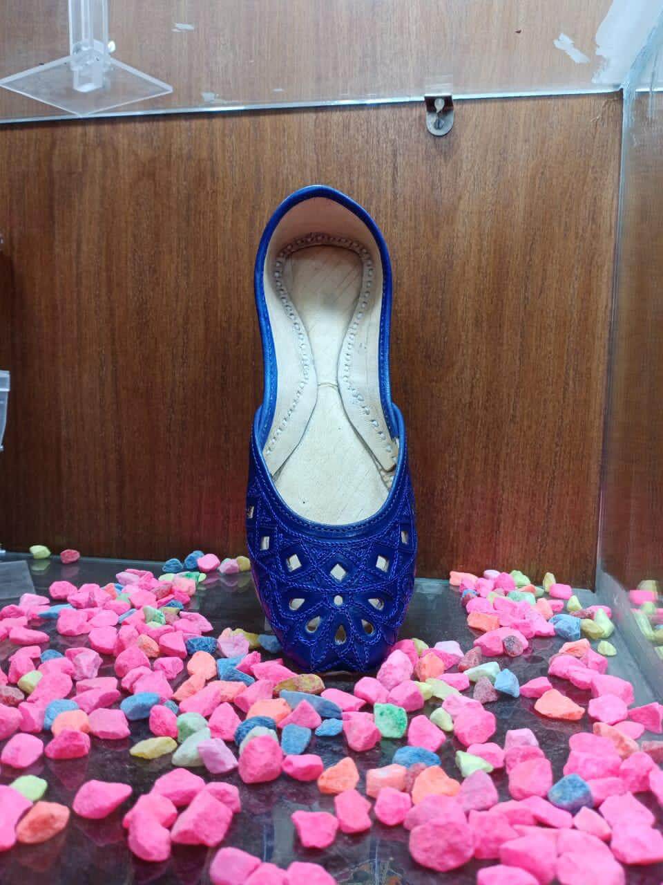 Art # 32 FNF Hand Made Leather work khussa