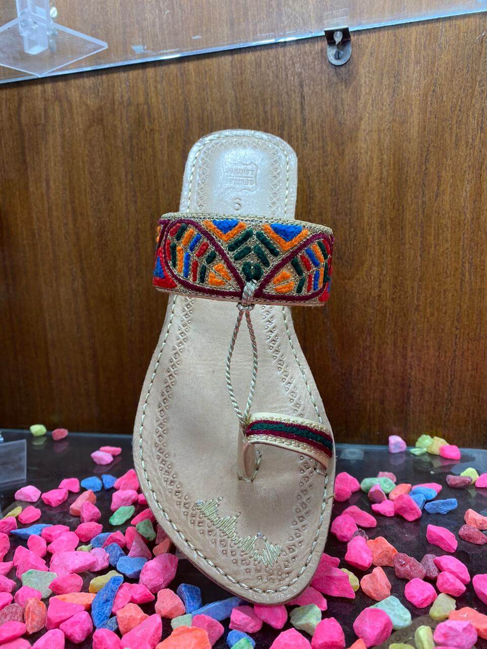 Art # 21 FNF Hand Made Leather Resham work Kola Pori