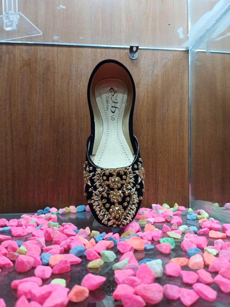 Art # 37 FNF Hand Made Leather work khussa