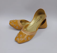Art # 191 Ladies Hand Made Khussa – Fancy Nagra