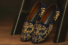 Art # FNF 337 Cut Shoes Zari Work Golden