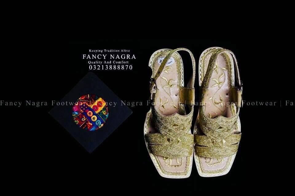 Art # FNF 620 Zari Work Sandle