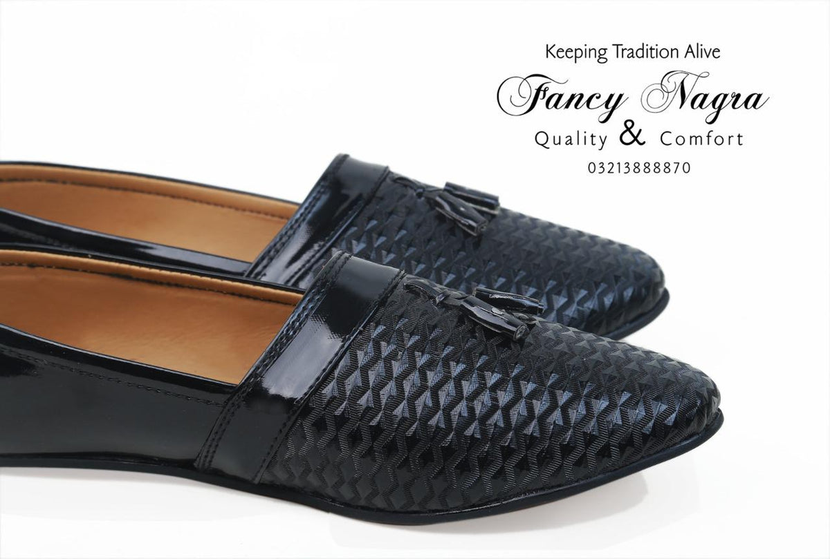 Art # FNF 345 Pattern Cut Shoes Black