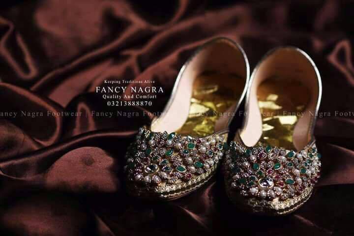 Art # FNF 04 KUNDAN PURE LEATHER HAND MADE KHUSSA